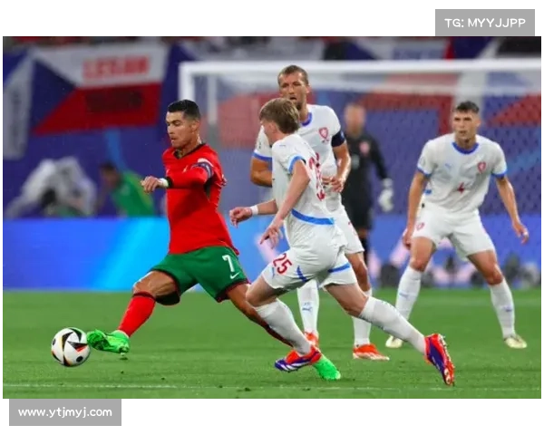 桑切斯职业生涯效力过哪些世界顶级俱乐部并创造了哪些辉煌记录