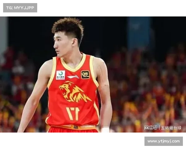 布朗与孙铭徽联手展现卓越数据表现 深度解析两大球员的关键作用